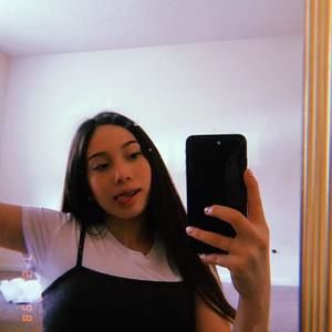 Meet your Posher, Keila